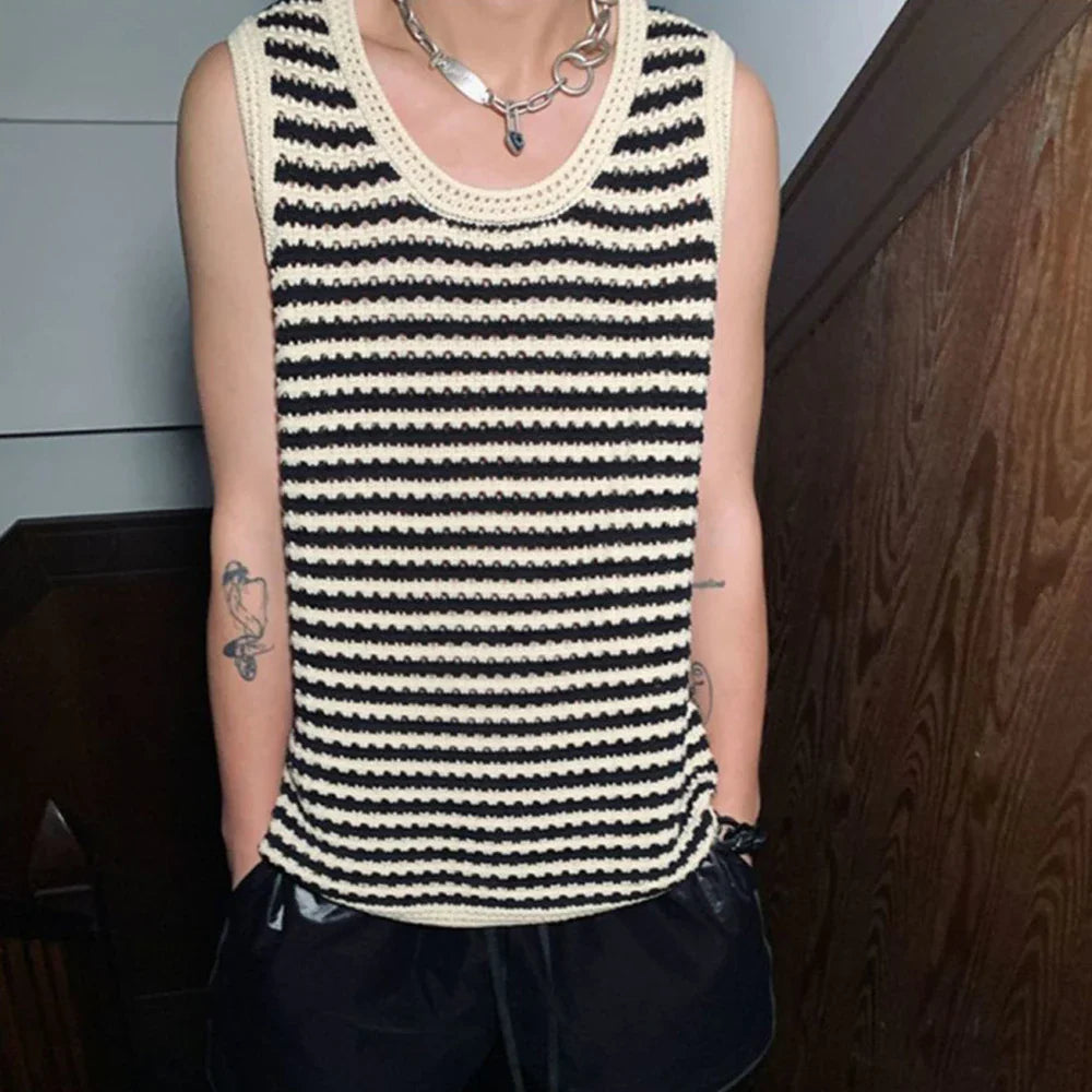 Striped Knitted Summer Tanks Tops Men's O-Neck Korean Knitwear Shirts Sleeveless Streetwear Loose Top Vintage Cropped Sexy