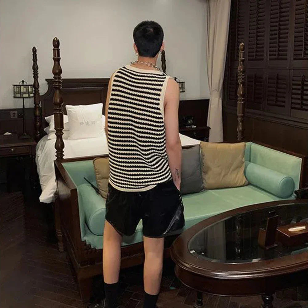 Striped Knitted Summer Tanks Tops Men's O-Neck Korean Knitwear Shirts Sleeveless Streetwear Loose Top Vintage Cropped Sexy